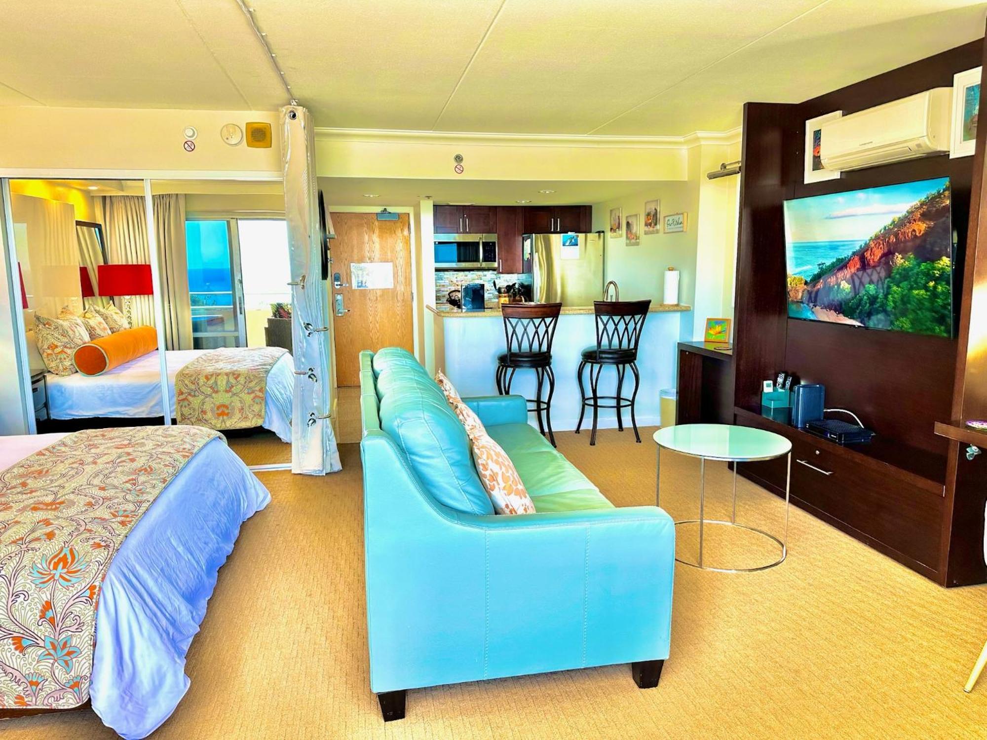 Waikiki Beach Experience! Luxury Oceanview Suite! Honolulu Exterior photo