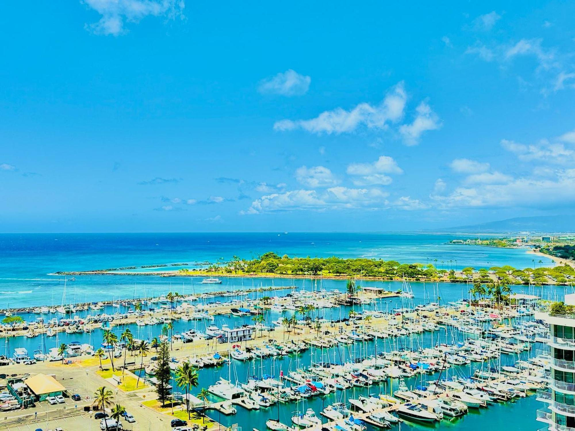 Waikiki Beach Experience! Luxury Oceanview Suite! Honolulu Exterior photo